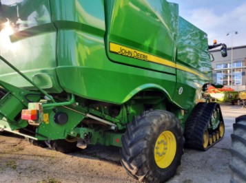 Kombaini rent: John Deere S690 koos lisadega